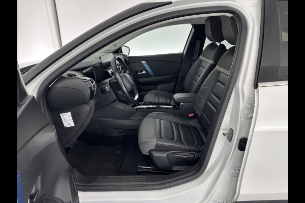 Citroën Ë-C4 Shine 50 kWh [ 3-Fase ] *HEAD-UP | FULL-LED | LEATHER-MICROFIBRE | CAMERA | DIGI-COCKPIT | NAVI-FULLMAP | KEYLESS | COMFORT-SEATS | ECC | LANE-ASSIST | PDC | CCS-FASTLOADER | CRUISE | CARPLAY | 18''ALU*