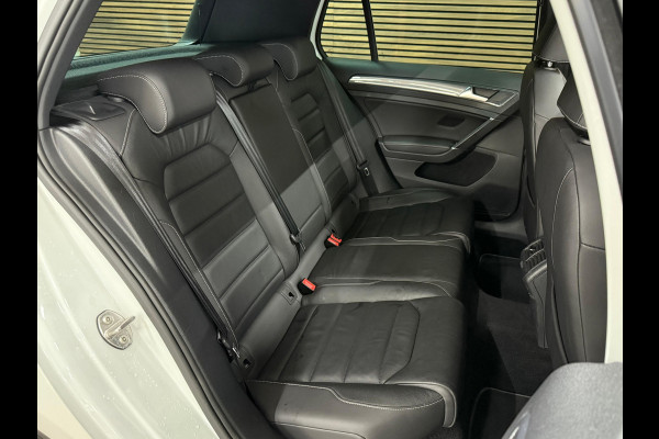 Volkswagen Golf 1.5 TSI 150 PK DSG R-Line | Leer | Navi | Pano | LED | 17' inch | Adaptive Cruise