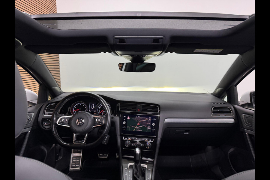Volkswagen Golf 1.5 TSI 150 PK DSG R-Line | Leer | Navi | Pano | LED | 17' inch | Adaptive Cruise