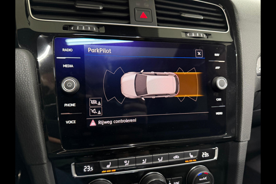 Volkswagen Golf 1.5 TSI 150 PK DSG R-Line | Leer | Navi | Pano | LED | 17' inch | Adaptive Cruise