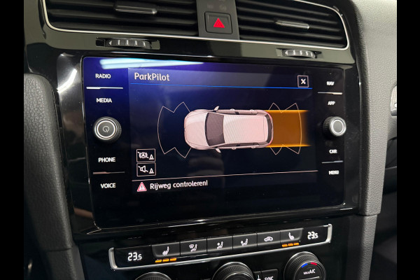 Volkswagen Golf 1.5 TSI 150 PK DSG R-Line | Leer | Navi | Pano | LED | 17' inch | Adaptive Cruise
