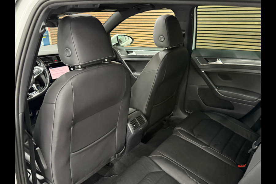 Volkswagen Golf 1.5 TSI 150 PK DSG R-Line | Leer | Navi | Pano | LED | 17' inch | Adaptive Cruise