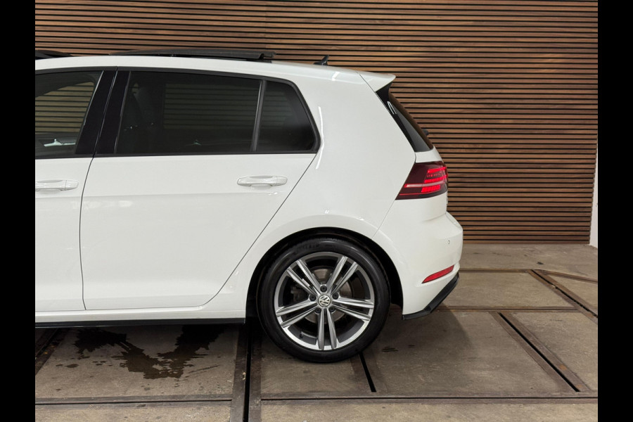 Volkswagen Golf 1.5 TSI 150 PK DSG R-Line | Leer | Navi | Pano | LED | 17' inch | Adaptive Cruise