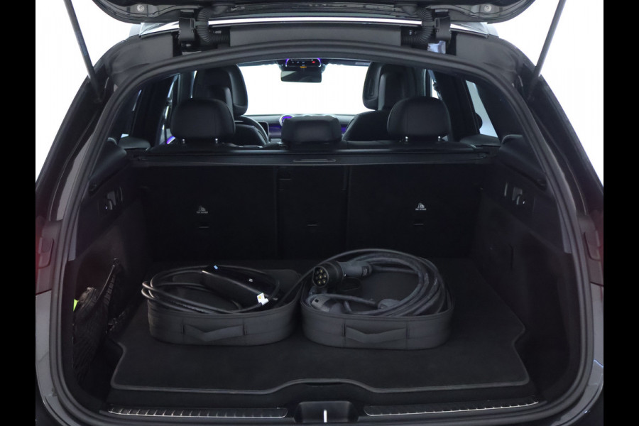 Mercedes-Benz GLC 400 e 4MATIC AMG Plug-Hybride | AMG Line Premium | Night Pakket | Trekhaak | Panorama Schuif-Kanteldak | Rijassistentiepakket plus | Inclusief 24 maanden MB Certified garantie voor Europa.