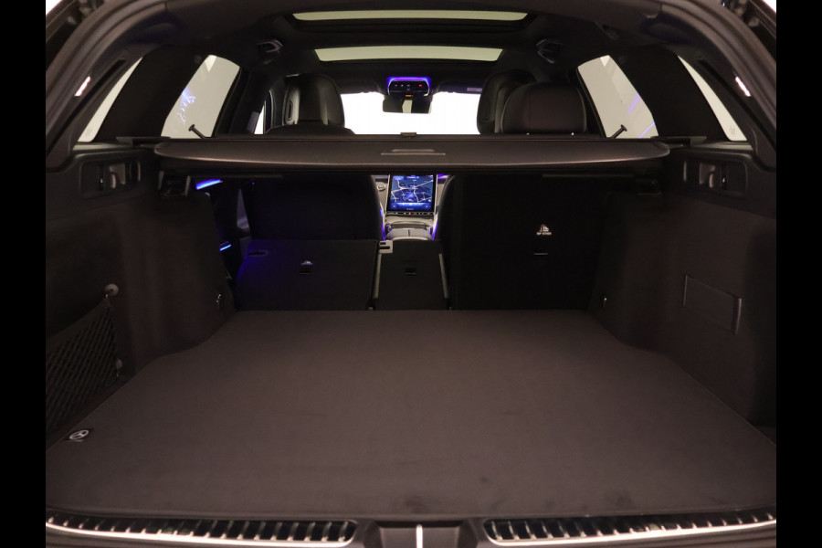Mercedes-Benz C-Klasse Estate 180 Star Edition AMG Line | Nightpakket | Parkeerpakket met achteruitrijcamera | EASY PACK achterklep | Antidiefstalpakket GUARD 360° Plus | USB-pakket | Memorypakket | Dodehoekassistent |