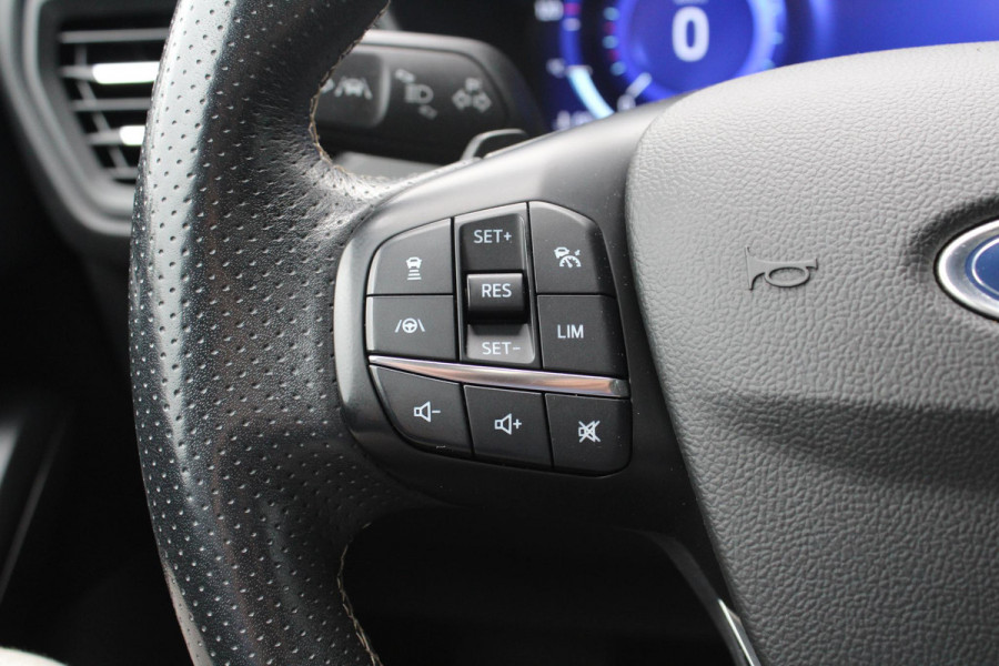 Ford FOCUS Wagon 2.3 EcoBoost ST-3 | Automaat 280pk! | Dubbele Wielset | Panoramadak | Winter Pack | Adaptive cruise control | Adaptive LED | Head up Display | Camera |