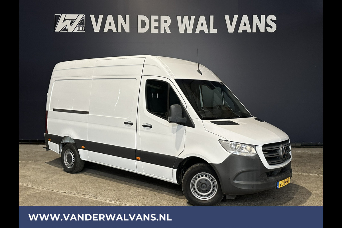 Mercedes-Benz Sprinter 316 CDI 163 pk 3500kg Trekhaak L2H2 Euro6 Airco | Camera | Apple Carplay Cruisecontrol, Android Auto, Parkeersensoren Mercedes-Benz Sprinter 316 CDI 163 pk 3500kg Trekhaak L2H2 Euro6 Airco | Camera | Apple Carplay Cruisecontrol, Android Auto, Parkeersensoren