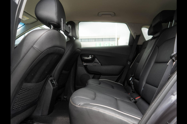 Kia e-Niro ExecutiveLine 64 kWh | Stoel en stuur verwarming | Navigatie | Apple/Android auto |