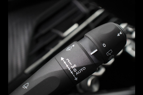 Peugeot e-208 EV Active 50 kWh Airco Navigatie Apple Carplay/Android Auto Cruise control Led