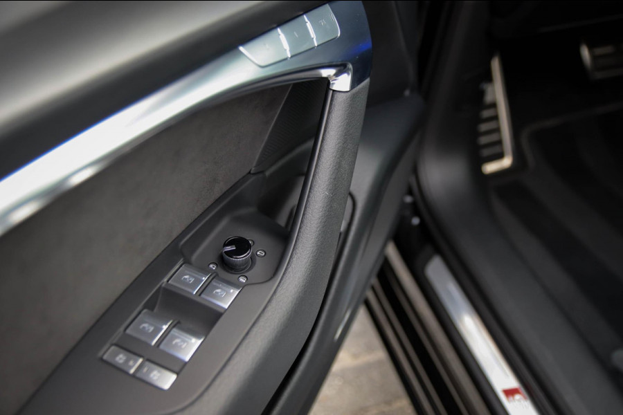 Audi A6 Avant 55 TFSI e Quattro Competition S line Edition 367pk Automaat|Kuipstoelen|Panoramadak|Virtual Cockpit|LED Matrix|Black