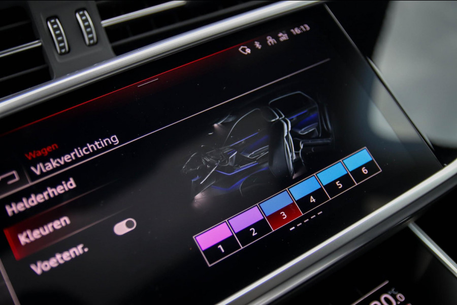 Audi A6 Avant 55 TFSI e Quattro Competition S line Edition 367pk Automaat|Kuipstoelen|Panoramadak|Virtual Cockpit|LED Matrix|Black