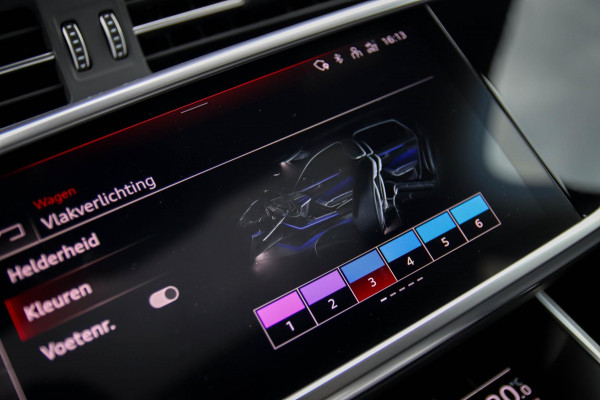 Audi A6 Avant 55 TFSI e Quattro Competition S line Edition 367pk Automaat|Kuipstoelen|Panoramadak|Virtual Cockpit|LED Matrix|Black