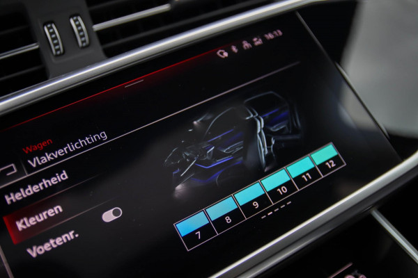 Audi A6 Avant 55 TFSI e Quattro Competition S line Edition 367pk Automaat|Kuipstoelen|Panoramadak|Virtual Cockpit|LED Matrix|Black