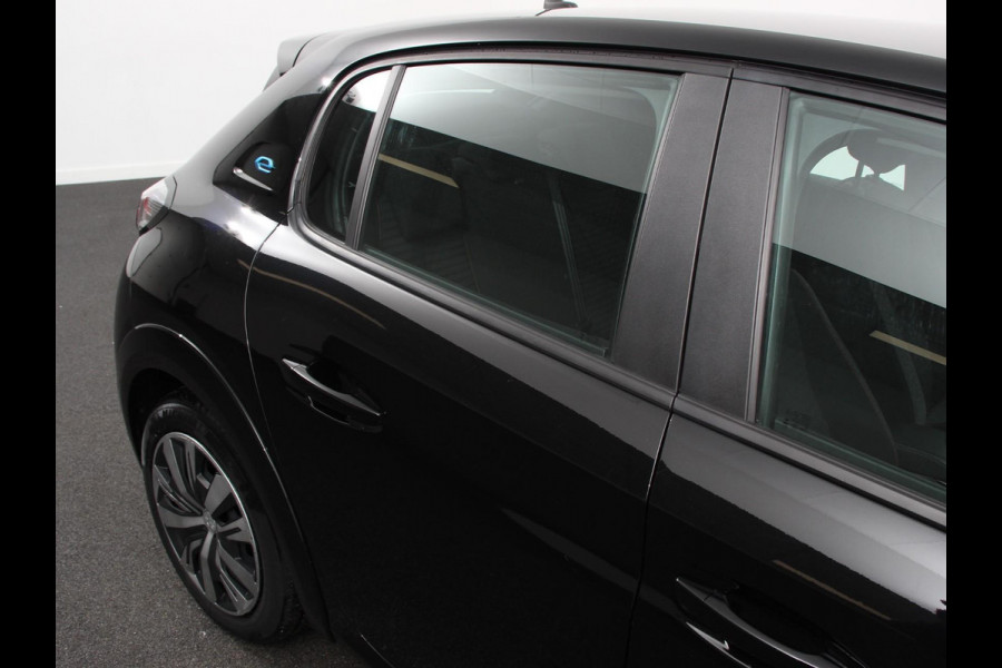 Peugeot e-208 EV Active 50 kWh Airco Navigatie Apple Carplay/Android Auto Cruise control Led