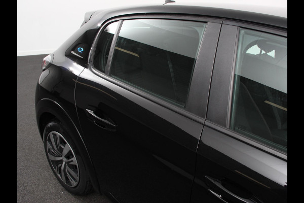 Peugeot e-208 EV Active 50 kWh Airco Navigatie Apple Carplay/Android Auto Cruise control Led