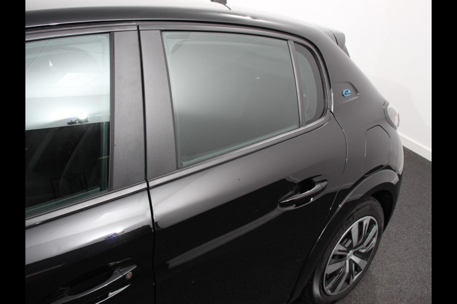 Peugeot e-208 EV Active 50 kWh Airco Navigatie Apple Carplay/Android Auto Cruise control Led