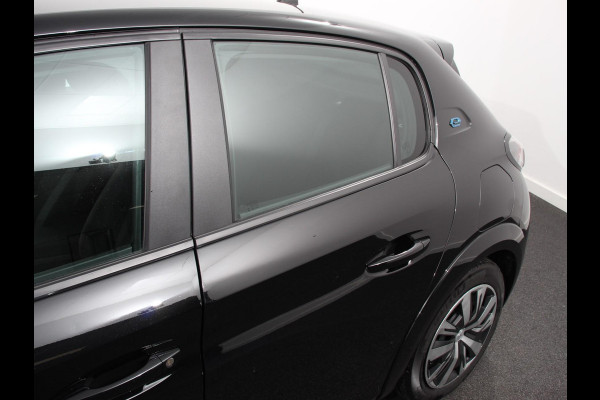 Peugeot e-208 EV Active 50 kWh Airco Navigatie Apple Carplay/Android Auto Cruise control Led