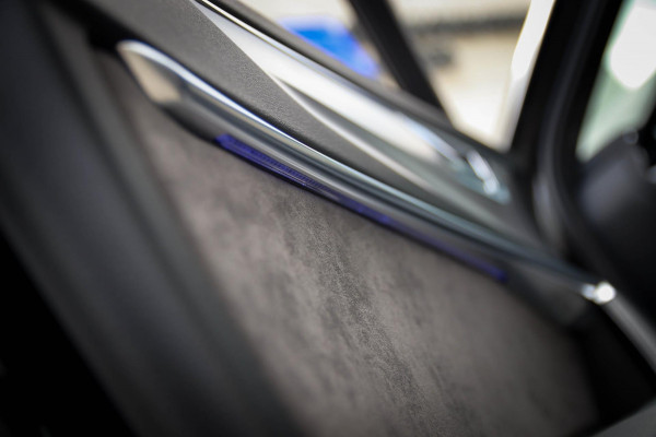 Audi A6 Avant 55 TFSI e Quattro Competition S line Edition 367pk Automaat|Kuipstoelen|Panoramadak|Virtual Cockpit|LED Matrix|Black