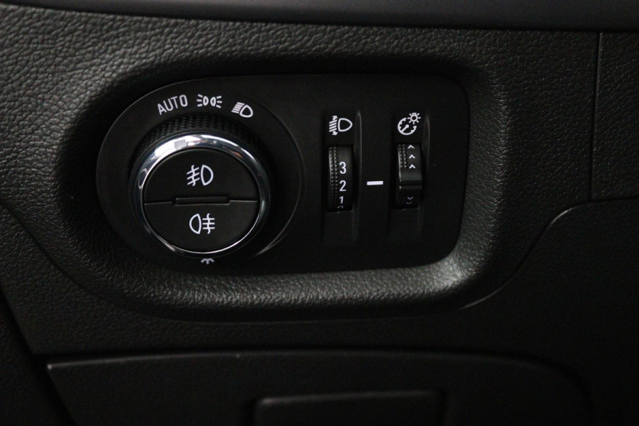 Opel Astra Sports Tourer 1.4 Edition Automaat (CAMERA, CLIMATE, CRUISE CONTROL, NAVIGATIE, NL-AUTO, GOED ONDERHOUDEN)