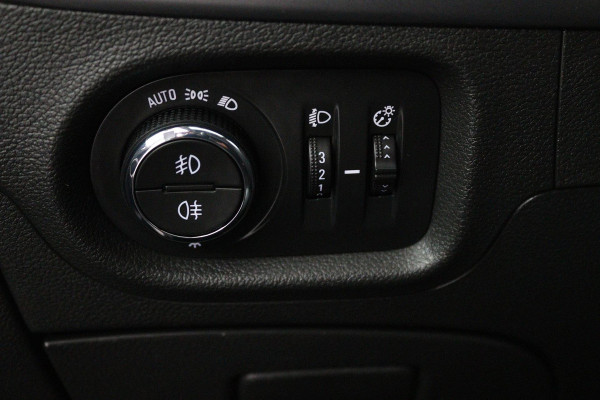 Opel Astra Sports Tourer 1.4 Edition Automaat (CAMERA, CLIMATE, CRUISE CONTROL, NAVIGATIE, NL-AUTO, GOED ONDERHOUDEN)