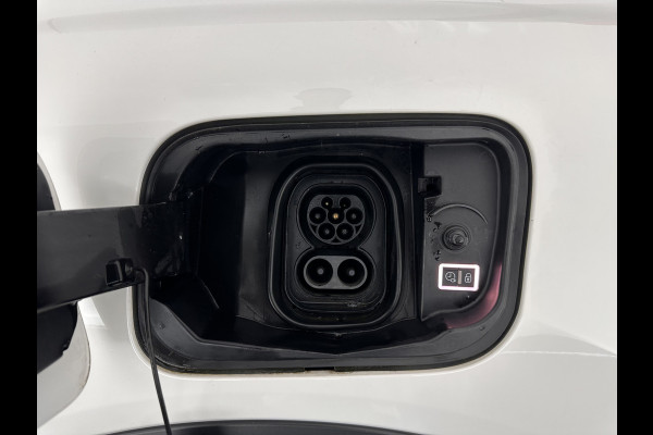 Citroën Ë-C4 Shine 50 kWh [ 3-Fase ] *HEAD-UP | FULL-LED | LEATHER-MICROFIBRE | CAMERA | DIGI-COCKPIT | NAVI-FULLMAP | KEYLESS | COMFORT-SEATS | ECC | LANE-ASSIST | PDC | CCS-FASTLOADER | CRUISE | CARPLAY | 18''ALU*