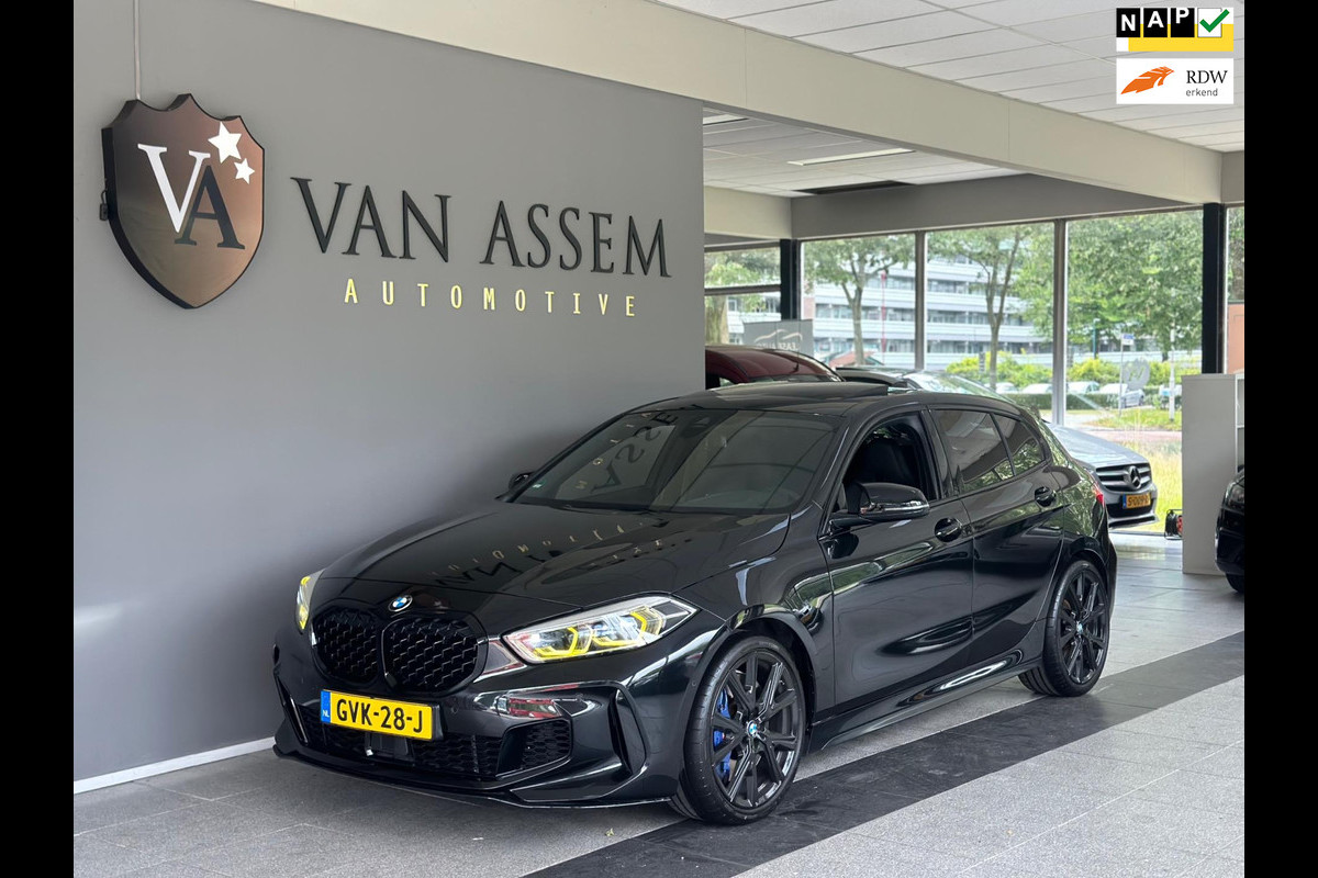 BMW 1-serie M135i xDrive High Executive|306PK