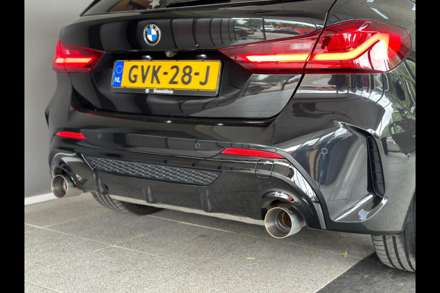 BMW 1-serie M135i xDrive High Executive|306PK