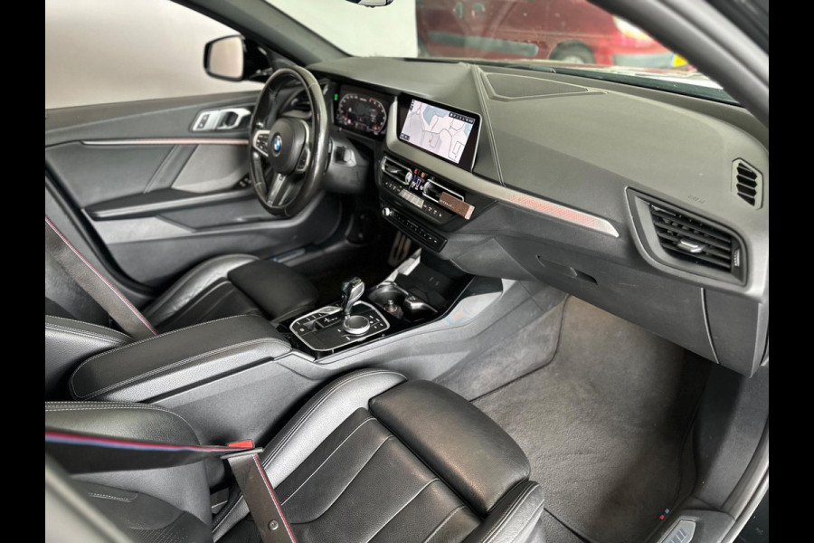 BMW 1-serie M135i xDrive High Executive|306PK