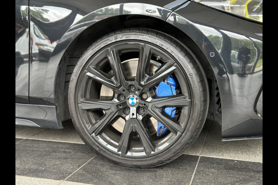 BMW 1-serie M135i xDrive High Executive|306PK