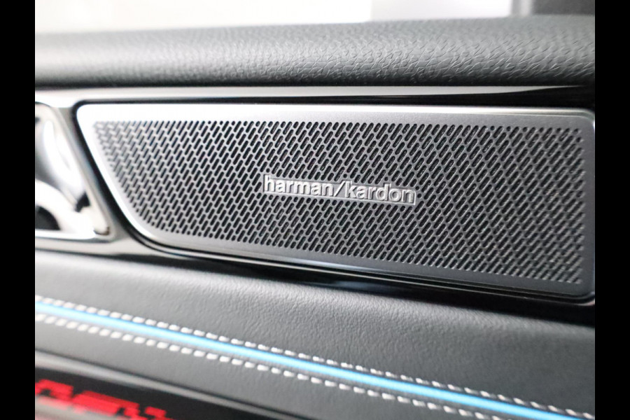 Volkswagen ID.7 Pro Business 77 kWh el.trekhaak| Pano-dak| 20'LM-velgen| Warmtepomp