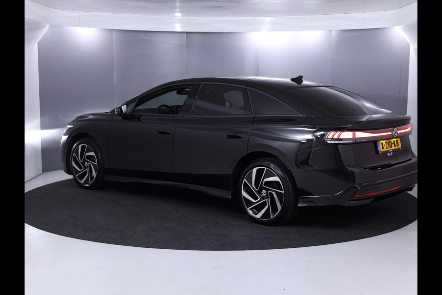 Volkswagen ID.7 Pro Business 77 kWh el.trekhaak| Pano-dak| 20'LM-velgen| Warmtepomp