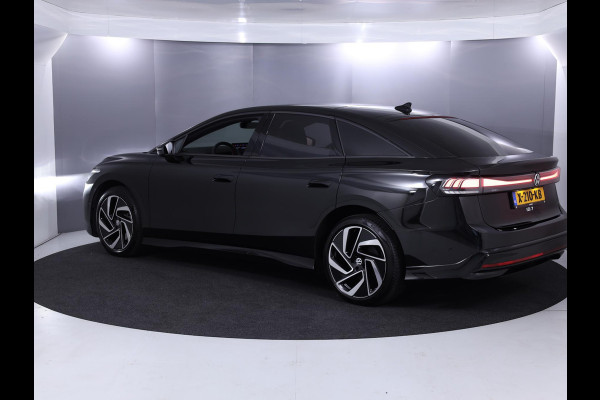 Volkswagen ID.7 Pro Business 77 kWh el.trekhaak| Pano-dak| 20'LM-velgen| Warmtepomp