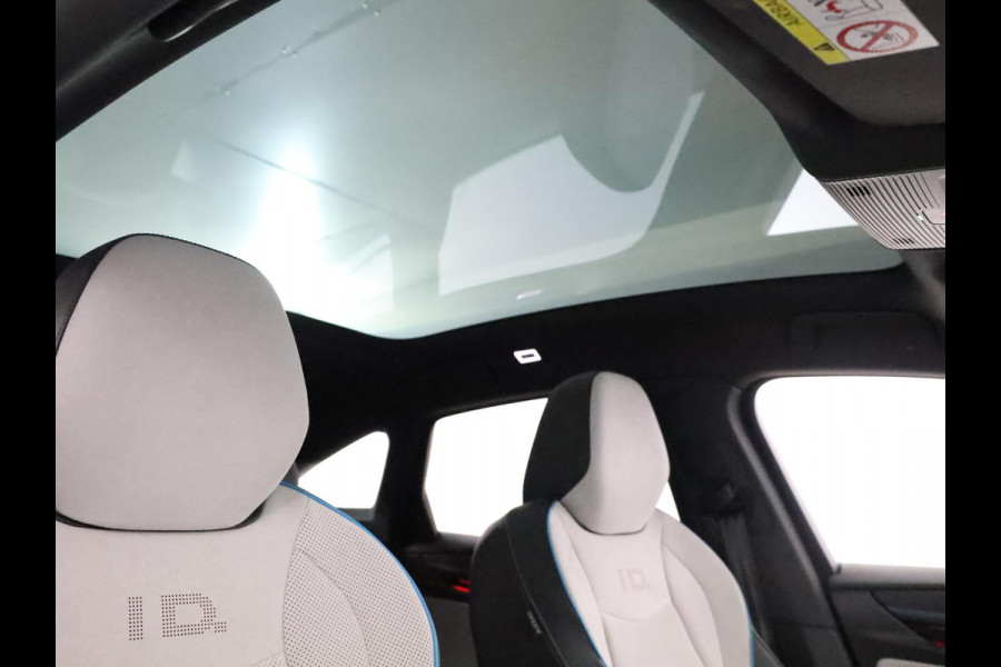 Volkswagen ID.7 Pro Business 77 kWh el.trekhaak| Pano-dak| 20'LM-velgen| Warmtepomp