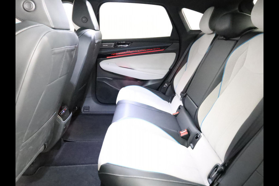 Volkswagen ID.7 Pro Business 77 kWh el.trekhaak| Pano-dak| 20'LM-velgen| Warmtepomp
