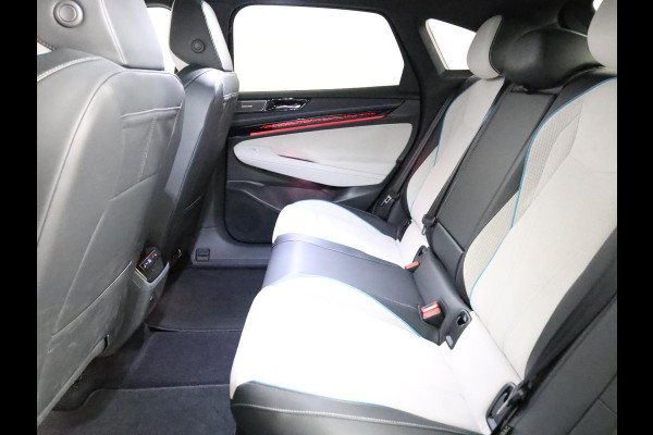 Volkswagen ID.7 Pro Business 77 kWh el.trekhaak| Pano-dak| 20'LM-velgen| Warmtepomp