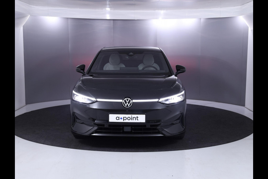 Volkswagen ID.7 Pro Business 77 kWh el.trekhaak| Pano-dak| 20'LM-velgen| Warmtepomp