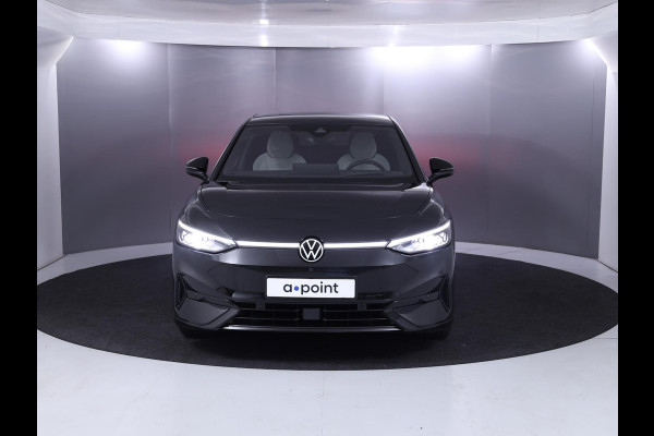 Volkswagen ID.7 Pro Business 77 kWh el.trekhaak| Pano-dak| 20'LM-velgen| Warmtepomp