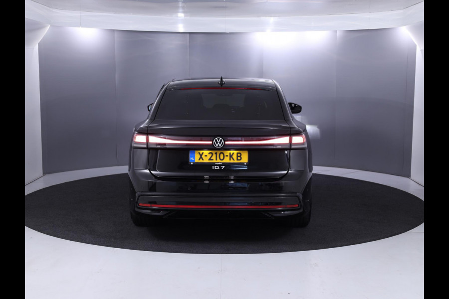 Volkswagen ID.7 Pro Business 77 kWh el.trekhaak| Pano-dak| 20'LM-velgen| Warmtepomp