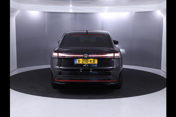 Volkswagen ID.7 Pro Business 77 kWh el.trekhaak| Pano-dak| 20'LM-velgen| Warmtepomp