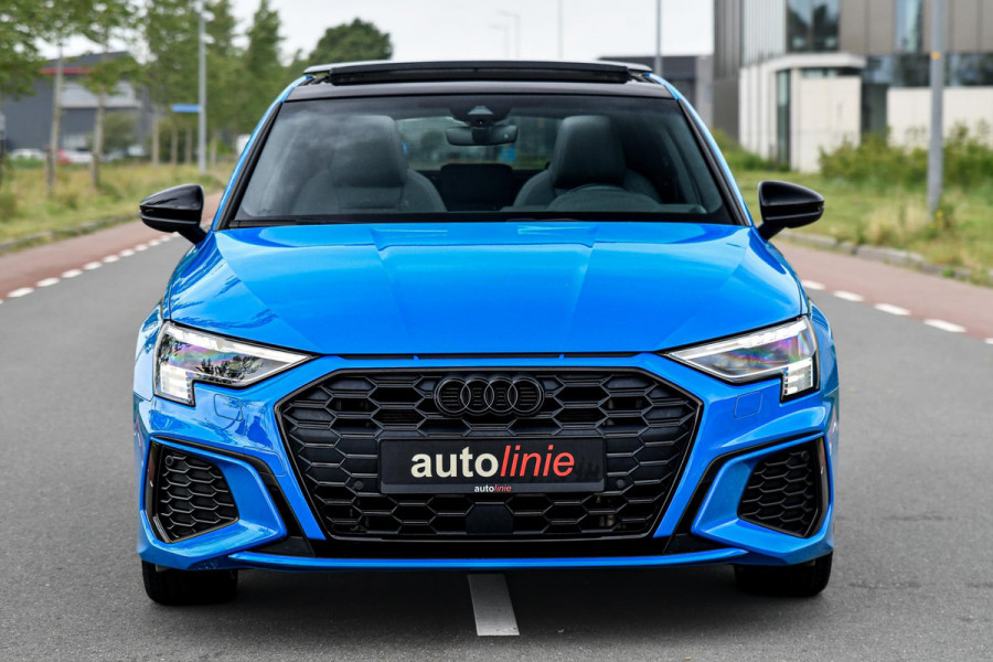 Audi A3 Sportback 45 TFSI e S edition Competition. Pano, RS stoelen, ACC, Keyless, B&O, Sfeer, Matrix, Camera, Dodeh, CarPlay!