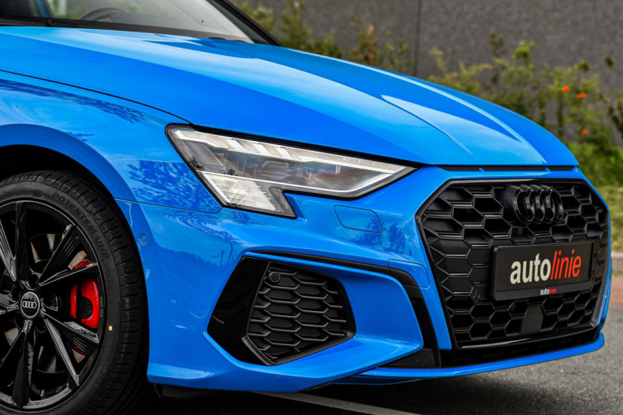 Audi A3 Sportback 45 TFSI e S edition Competition. Pano, RS stoelen, ACC, Keyless, B&O, Sfeer, Matrix, Camera, Dodeh, CarPlay!
