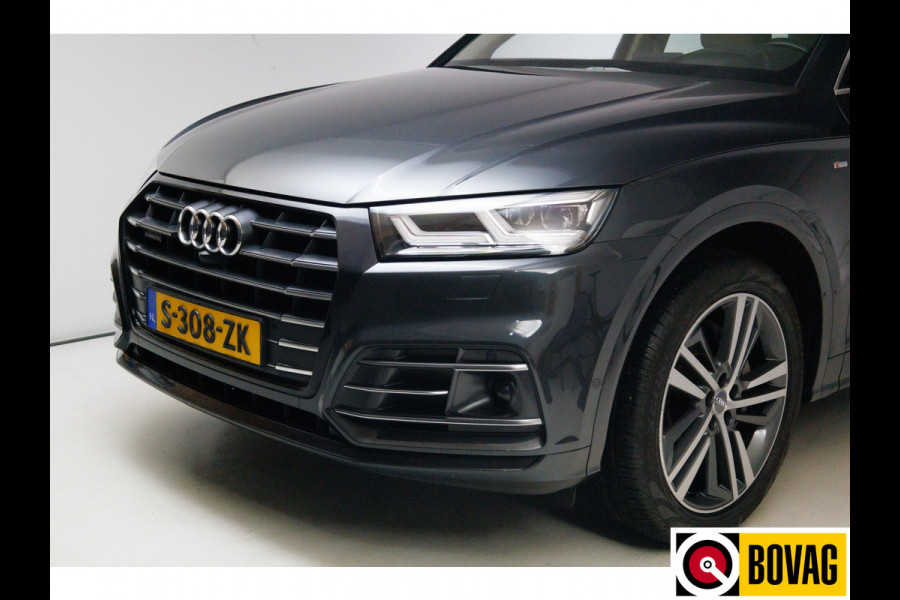 Audi Q5 55 TFSI e 367 PK quattro Competition S-Line Panoramadak, Luchtvering, Volledig leer, Adaptive cruise, Electrisch verstelbare stoelen met massage en verw. Ambiance verlichting, 360 camera, 20 inch, Navigatie, Head-up