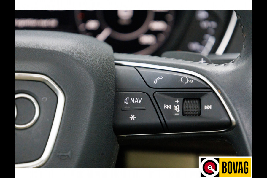Audi Q5 55 TFSI e 367 PK quattro Competition S-Line Panoramadak, Luchtvering, Volledig leer, Adaptive cruise, Electrisch verstelbare stoelen met massage en verw. Ambiance verlichting, 360 camera, 20 inch, Navigatie, Head-up