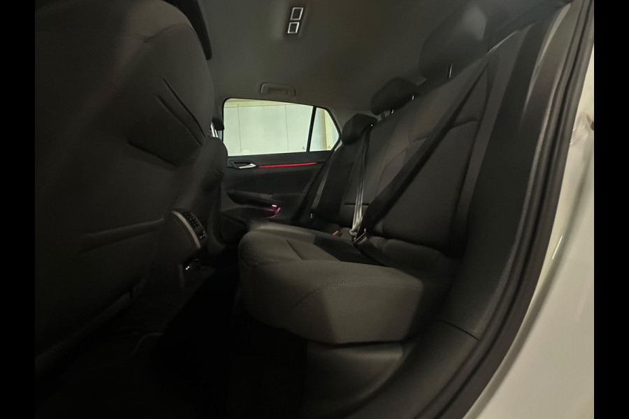 Volkswagen Golf 1.0 TSI Life | CAMERA | IQ LIGHTS |
