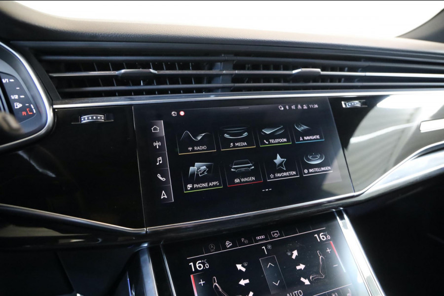 Audi Q8 4.0 TFSI SQ8 QUATTRO MATRIX LED RED LEDER INTERIOR CAMERA 23" VELGEN B&O LEASE / INRUIL MOGELIJK