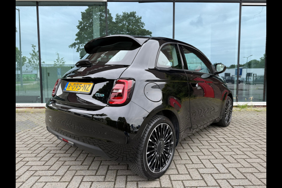Fiat 500 Icon 42 kWh - Automaat - Navi - Panoramadak- Winterpakket- Org.NL
