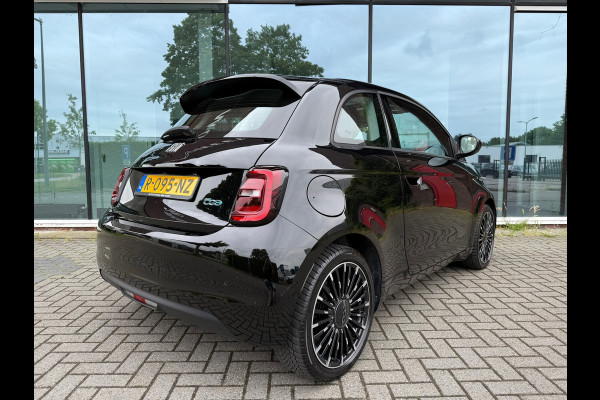 Fiat 500 Icon 42 kWh - Automaat - Navi - Panoramadak- Winterpakket- Org.NL