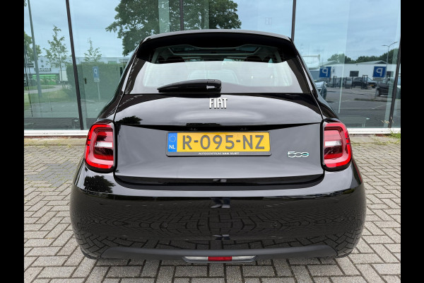 Fiat 500 Icon 42 kWh - Automaat - Navi - Panoramadak- Winterpakket- Org.NL