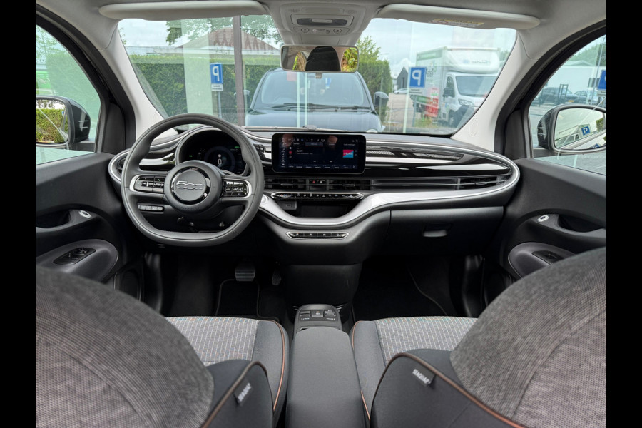 Fiat 500 Icon 42 kWh - Automaat - Navi - Panoramadak- Winterpakket- Org.NL
