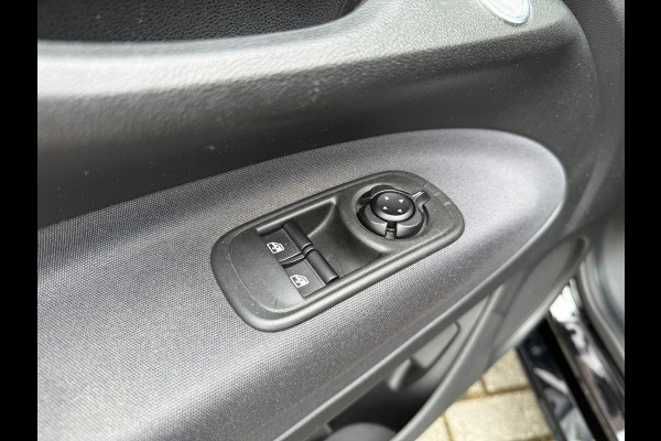 Fiat 500 Icon 42 kWh - Automaat - Navi - Panoramadak- Winterpakket- Org.NL